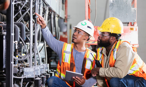 Best Electrical Repair Services  in Opa Locka, FL